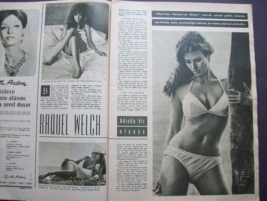 SALLY ST JOHN Cover RAQUEL WELCH CARNAVAL KENNEDY 31456  