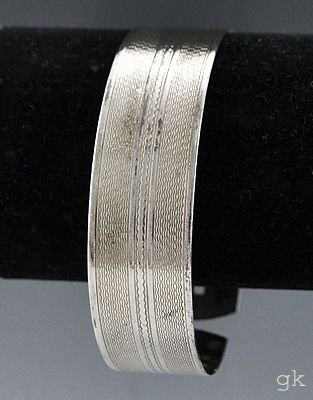 Antique Victorian Sterling Silver Engraved Bracelet Adjustable Bangle 