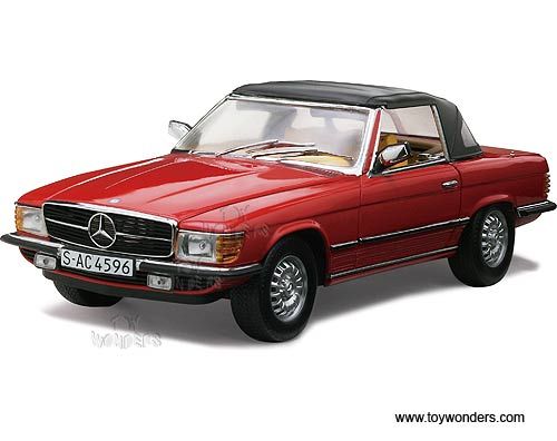 Die Cast Car 1977 Mercedes Benz 350 SL 118 Sunstar 045971 