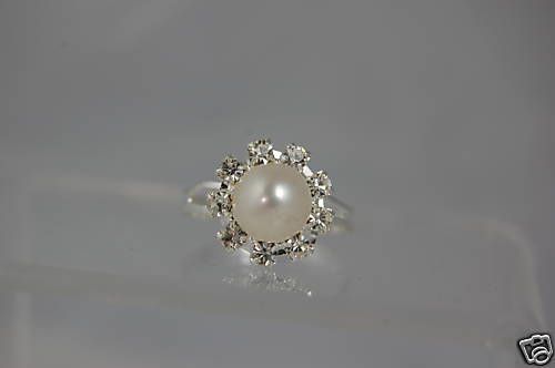 18KGP WHITE PEARL RING W/ CUBIC ZIRCONIA Size 6.5  