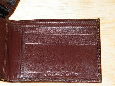 GORGEOUS ITALIAN LEATHER LIZARD EMBOSSED BIFOLD WALLET  