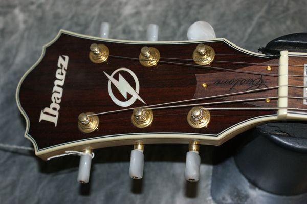 Ibanez AK100 Natural DISCONTINUED  