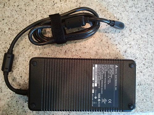 NEW Dell Alienware M17x SADP 230ABD AC Adapter 240W  