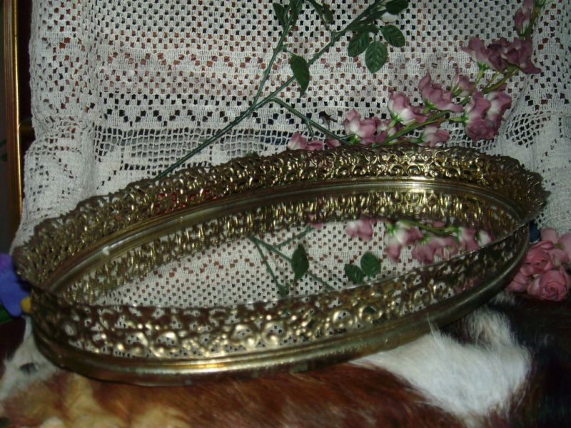 Vintage GOLD FILIGREE Vanity MIRROR Oval SCROLL ART A++  