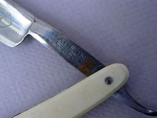 Vintage STRAIGHT RAZOR The Famous PIC Made In Germany  