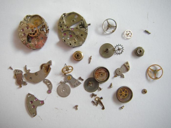 FE caliber 68 lot of watch movement parts  