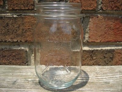 1976   1776 LIBERTY BELL BICENTENNIAL PINT MASON JAR  