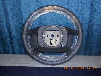 NEW GM STEERING WHEEL OEM 25793962 06 07 CADILLAC DTS  