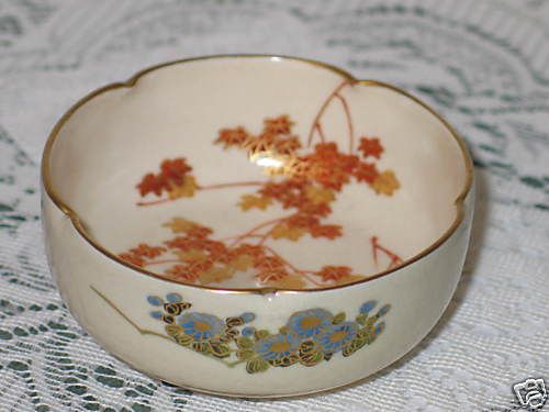 ESTATEVINTAGESOKO CHINA HANDPAINTED DISH  