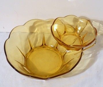 SWEDISH MODERN HONEY GOLD CHIP & DIP SET ANCHOR HOCKING  