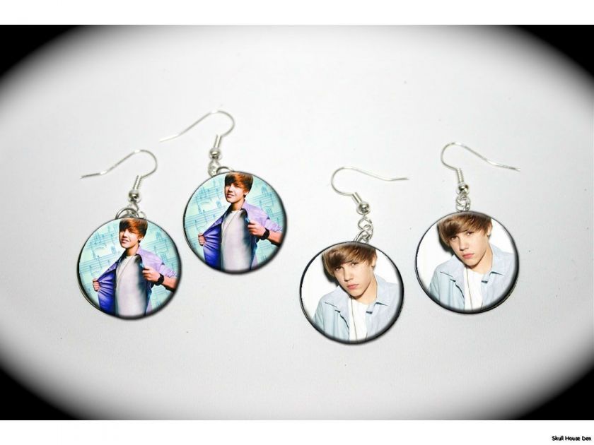 JUSTIN BIEBER song notes 2 pairs of charm EARRINGS  