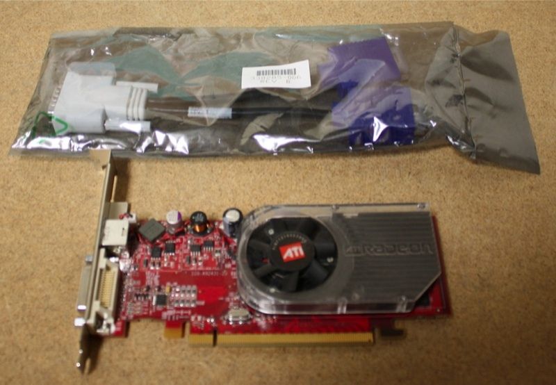 ATI 102 A924(B) 256MB PCI Express Video Card & Cable  