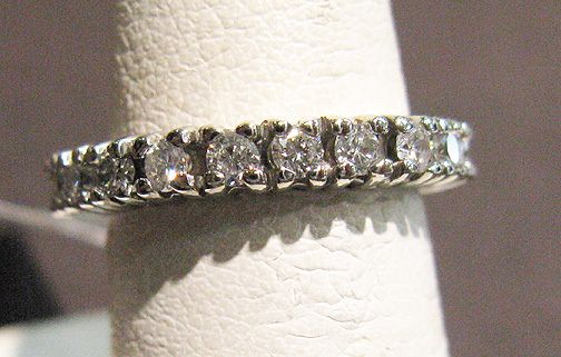 BEAUTIFUL ESTATE ETERNITY DIAMOND WEDDING RING ELEGANT  