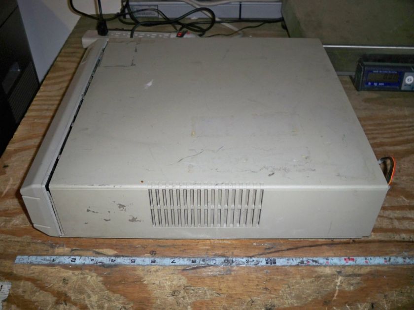   DeskTrac Radio Repeater Model L44SUM7000BT FOR PARTS OR REPAIR  