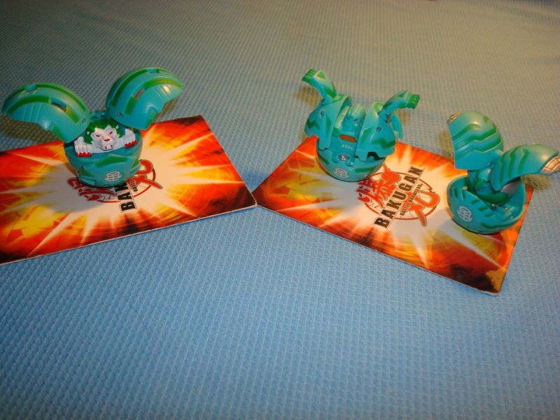 Bakugan Lot 26 Ventus Battletron Griffon 470 450 450  