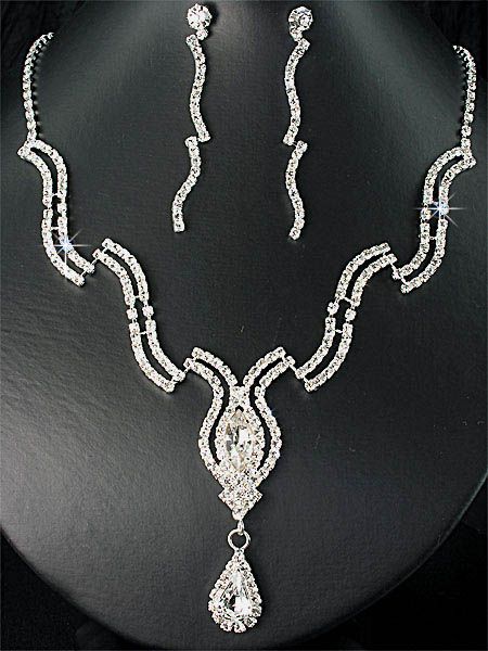 Bridal Wedding Austrian Crystal Necklace Earrings Set  