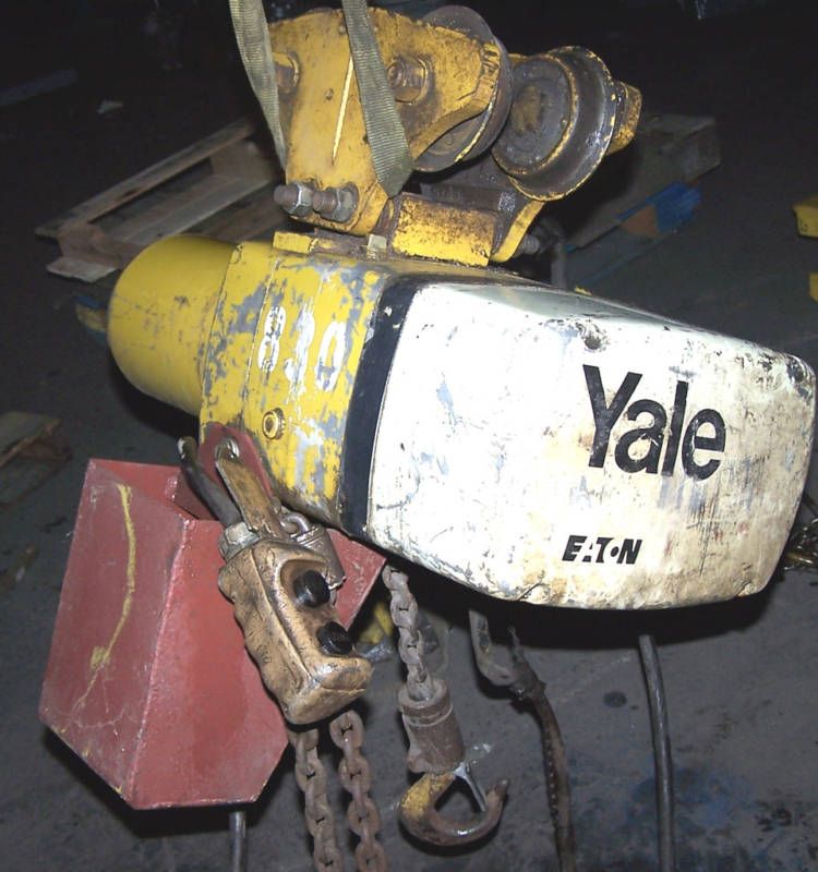 YALE 1 TON CHAIN HOIST KEL1 10H15S1 230 / 460 VOLT 1HP  