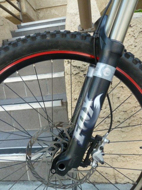 Mint 2009 SANTA CRUZ ( BULLIT ) FOX Vanilla 36 /3.0 DHX/ MTB Mountain 