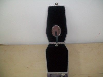 TIM BURTONS NIGHTMARE BEFORE CHRISTMAS MUSIC BOX COFFIN  