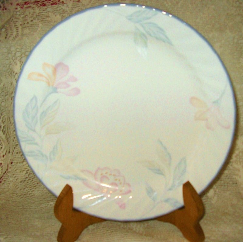 Corning Corelle Pink Trio Dinner Plate  