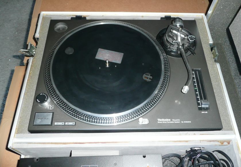 Technics SL 1210 MKII Turntable SL 1200 MK2 (TWO) + RANE TTM 54 