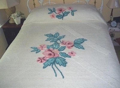 Stunning Vintage Iced Cake Chenille Bedspread Huge Roses Thick Plush 