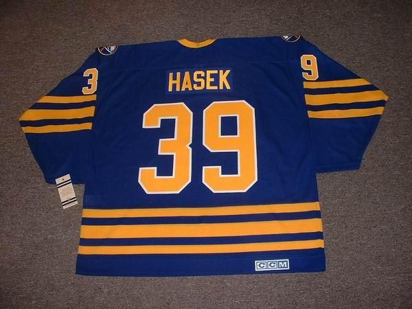 DOMINIK HASEK Buffalo Sabres Vintage Away Jersey XXL  