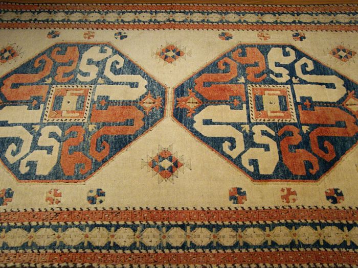   Beautiful Handmade Natural Dye Turkish Kula Wool Area Rug  