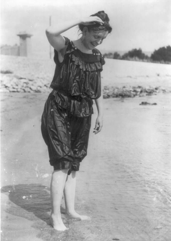 1800s Lady in Bathing Suit Swimming PHOTO  