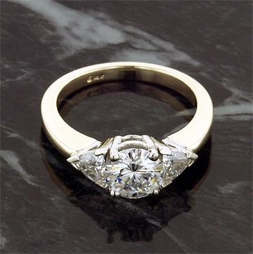 CT 14KTT MOISSANITE 3 STONE ROUND & TRILLION RING  