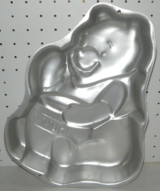 Winnie the Pooh Cake Pan Mold 14x10 Wilton 1995 Disney 2105 3000 